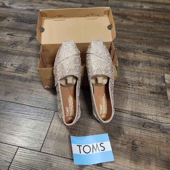 New Toms Rose Gold Crochet Glitter Classics slide size 7 NIB shlf - Picture 1 of 7